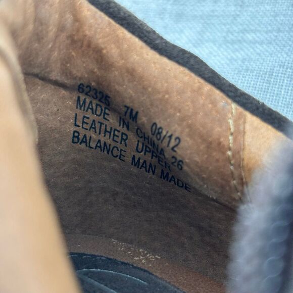 Clarks Artisan Society Gown II Boots Brown‎ Suede  Leather Heeled Boot Women's 7 - Picture 8 of 10